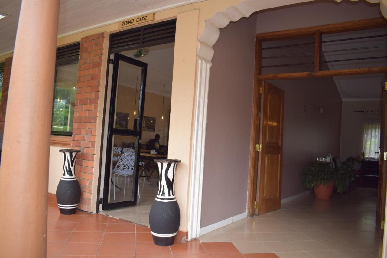 Acacia Hotel Mbarara Nyamitanga ภายนอก รูปภาพ