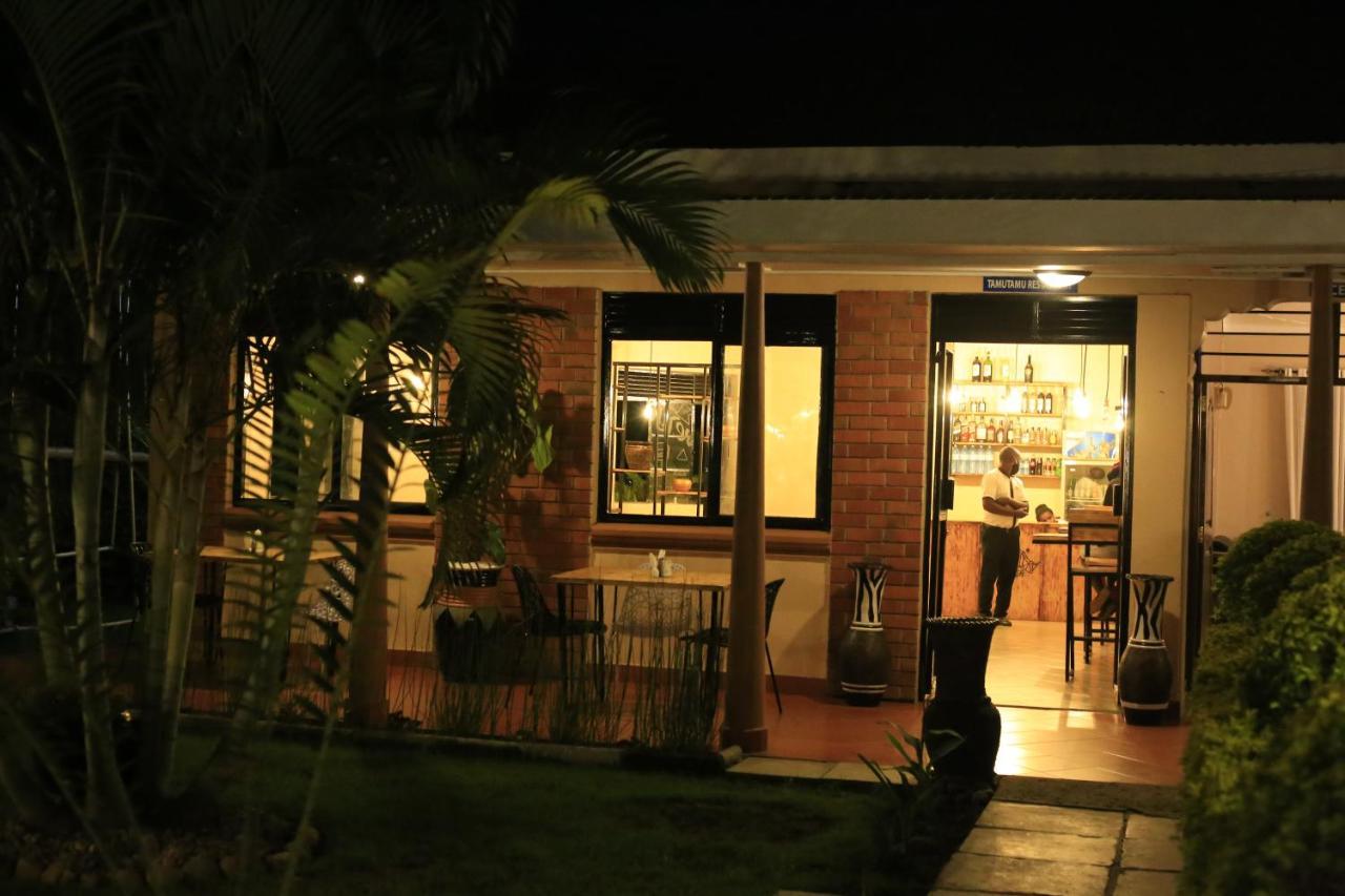 Acacia Hotel Mbarara Nyamitanga ภายนอก รูปภาพ
