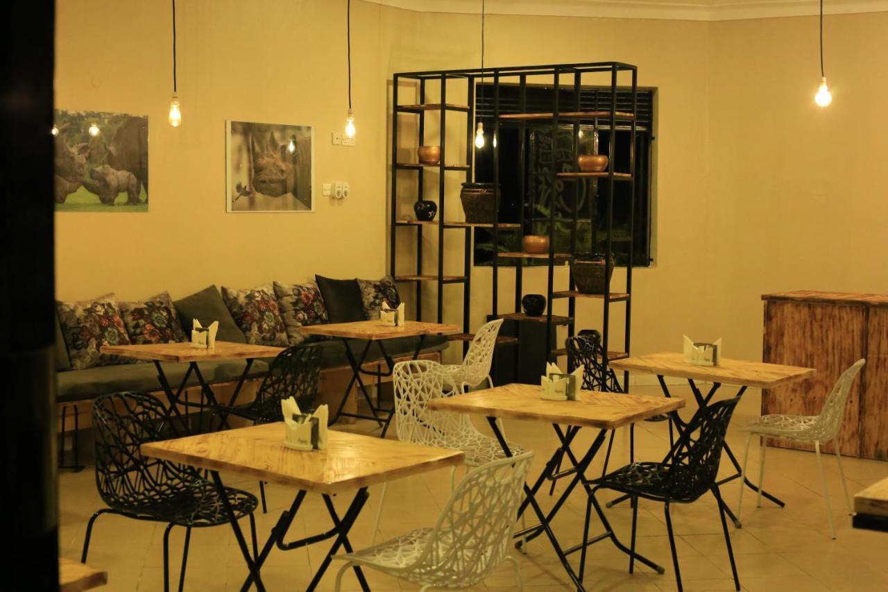 Acacia Hotel Mbarara Nyamitanga ภายนอก รูปภาพ