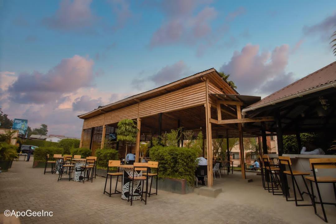 Acacia Hotel Mbarara Nyamitanga ภายนอก รูปภาพ