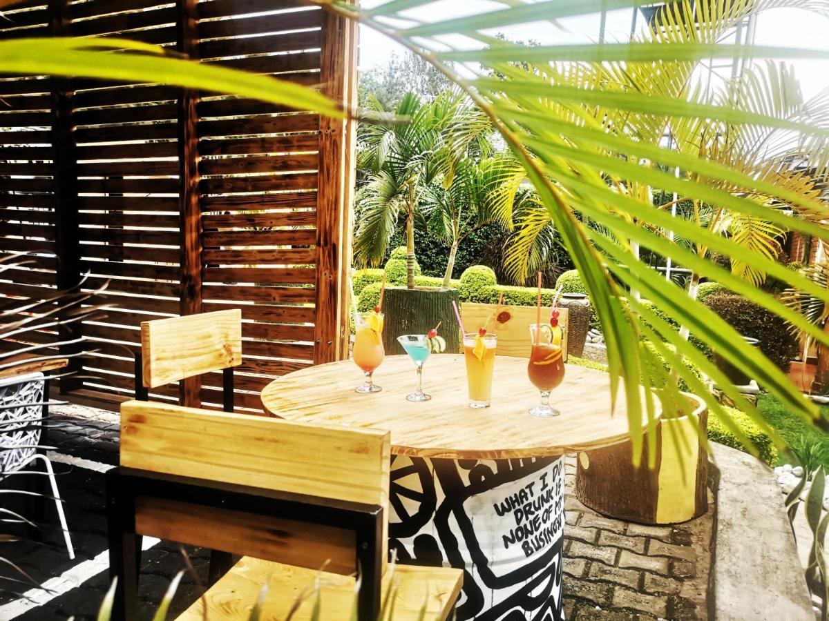 Acacia Hotel Mbarara Nyamitanga ภายนอก รูปภาพ
